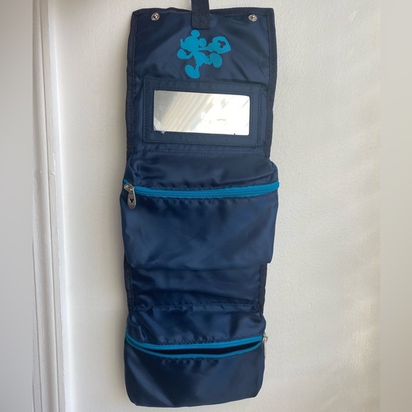 Mickey Mouse Disney TAG Hanging Toiletry Bag NWT Disney Parks - Picture 3 of 4